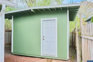 1202 Leo St NE, Keizer, OR 97303 - Photo 30