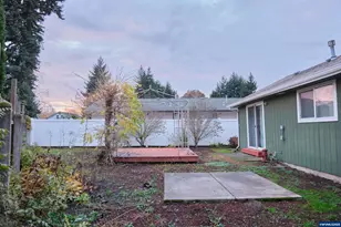 1202 Leo St NE, Keizer, OR 97303 - Photo 2