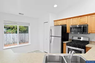 3047 Wallace Rd NW, Salem, OR 97304 - Photo 18