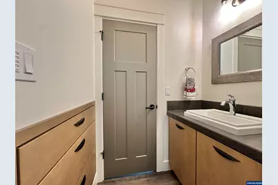 1124 SW Sylvia St, Corvallis, OR 97333 - Photo 18