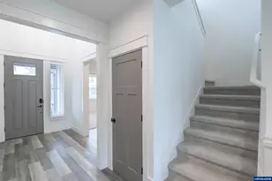 1124 SW Sylvia St, Corvallis, OR 97333 - Photo 12