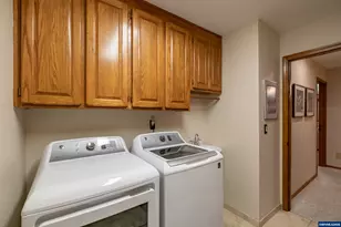 391 McNary Heights Dr N, Keizer, OR 97303 - Photo 32