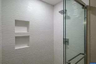 391 McNary Heights Dr N, Keizer, OR 97303 - Photo 32