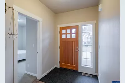 21022 Jenny Marie Ln NE, Aurora, OR 97002 - Photo 4