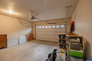 21022 Jennymarie Ln NE, Aurora, OR 97002 - Photo 42