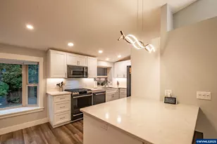 5037 Summerfield Dr SE, Salem, OR 97306 - Photo 8