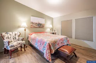 204 Cascade Dr, Lebanon, OR 97355 - Photo 16