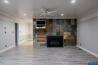 1115 Alpine Dr NW, Salem, OR 97304 - Photo 10