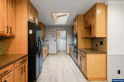 1115 Alpine Dr NW, Salem, OR 97304 - Photo 16