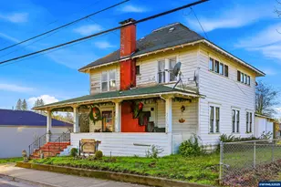 329 S 1st Ave, Mill City, OR 97360 - Photo 2