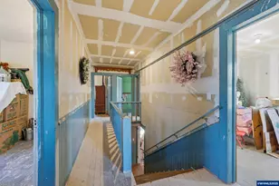 329 S 1st Ave, Mill City, OR 97360 - Photo 24