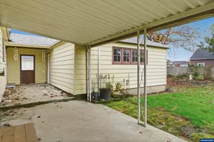 788 SW Cherry St, Dallas, OR 97338 - Photo 24