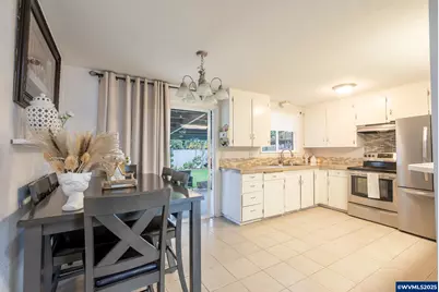 2440 Vallejo St NE, Salem, OR 97301 - Photo 8