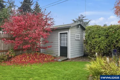 1725 24th St NE, Salem, OR 97301 - Photo 36