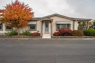 663 Royalty Cir NE, Salem, OR 97301 - Photo 2