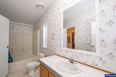 32981 Mount Pleasant Rd, Lebanon, OR 97355 - Photo 8