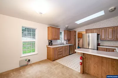 32981 Mount Pleasant Rd, Lebanon, OR 97355 - Photo 12