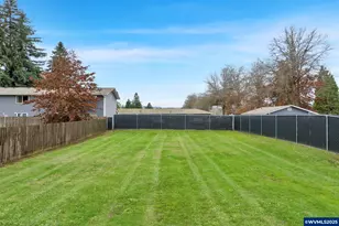 650 Tangent St, Lebanon, OR 97355 - Photo 34