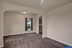 650 Tangent St, Lebanon, OR 97355 - Photo 6