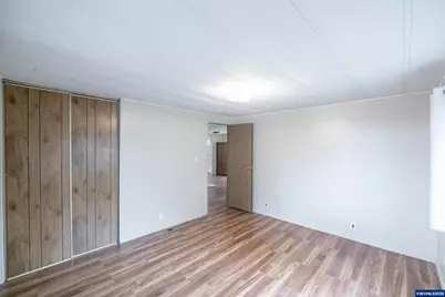 32300 Old Oak Dr, Tangent, OR 97389 - Photo 36