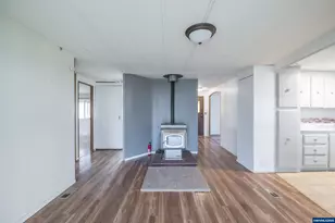 32300 Old Oak Dr, Tangent, OR 97389 - Photo 26