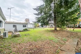 32300 Old Oak Dr, Tangent, OR 97389 - Photo 40