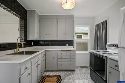 1885 Garfield St NE, Salem, OR 97301 - Photo 12