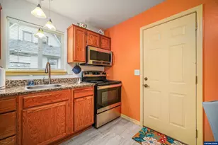 145 Ecols St N, Monmouth, OR 97361 - Photo 12