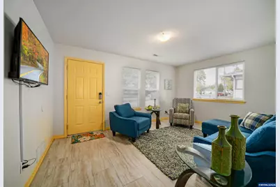 145 Ecols St N, Monmouth, OR 97361 - Photo 6