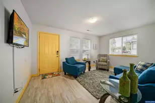 145 Ecols St N, Monmouth, OR 97361 - Photo 6