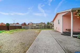 145 Ecols St N, Monmouth, OR 97361 - Photo 34