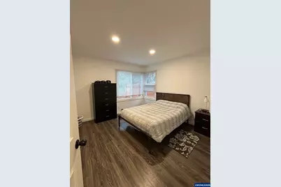 913 6th Av, Sweet Home, OR 97386 - Photo 8