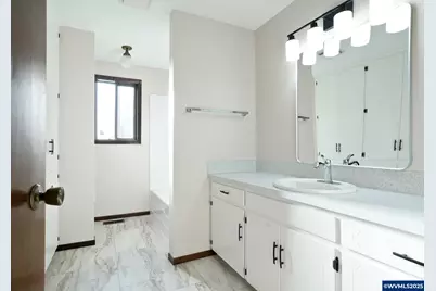 4904 Springhill Dr NW, Albany, OR 97321 - Photo 14