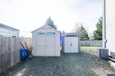 383 NW Denton Av, Dallas, OR 97338 - Photo 46