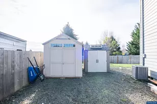 383 NW Denton Ave, Dallas, OR 97338 - Photo 46