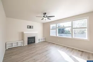 383 NW Denton Ave, Dallas, OR 97338 - Photo 18