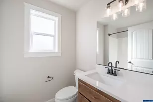 383 NW Denton Ave, Dallas, OR 97338 - Photo 34