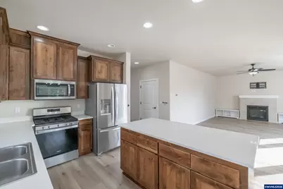 383 NW Denton Av, Dallas, OR 97338 - Photo 16