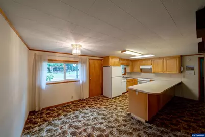 628 13th St, Lyons, OR 97358 - Photo 12