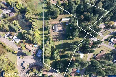 628 13th St, Lyons, OR 97358 - Photo 32