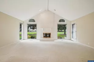 542 Fountain Ct N, Keizer, OR 97303 - Photo 18