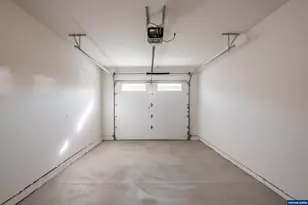 2488 Roll Tide (-2490) Ct, Lebanon, OR 97355 - Photo 24