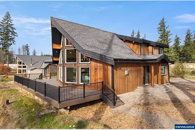 138 Santiam St, Gates, OR 97346 - Photo 1