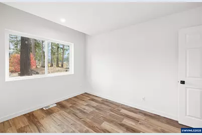 138 Santiam St, Gates, OR 97346 - Photo 24