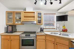 260 21st Av SE, Albany, OR 97322 - Photo 8