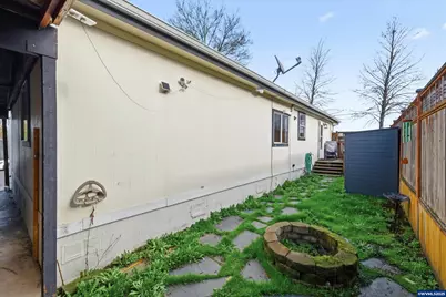 260 21st Av SE, Albany, OR 97322 - Photo 30