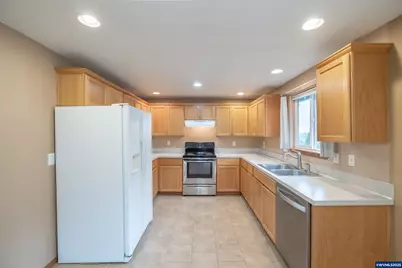 3419 Knoll Dr, Newberg, OR 97132 - Photo 12