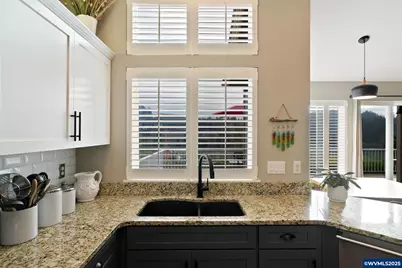 644 Creekside Dr SE, Salem, OR 97306 - Photo 18