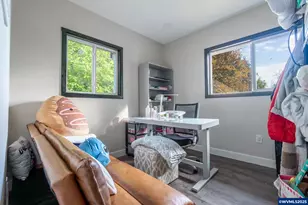 1060 15th St NE, Salem, OR 97301 - Photo 12