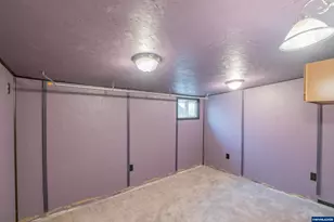 920 N 9th St, Aumsville, OR 97325 - Photo 38